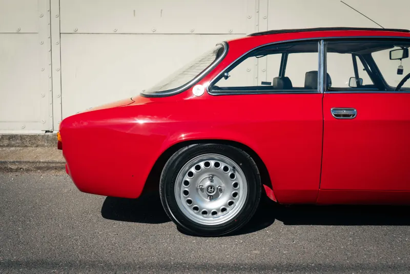 Alfa romeo 2000 gtv  bmu4vtojbalcuwaxa7kmg