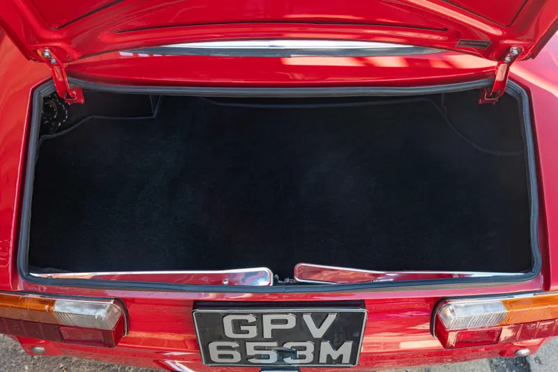 Alfa romeo 2000 gtv  nghfxiw4bjcso9yboitt6