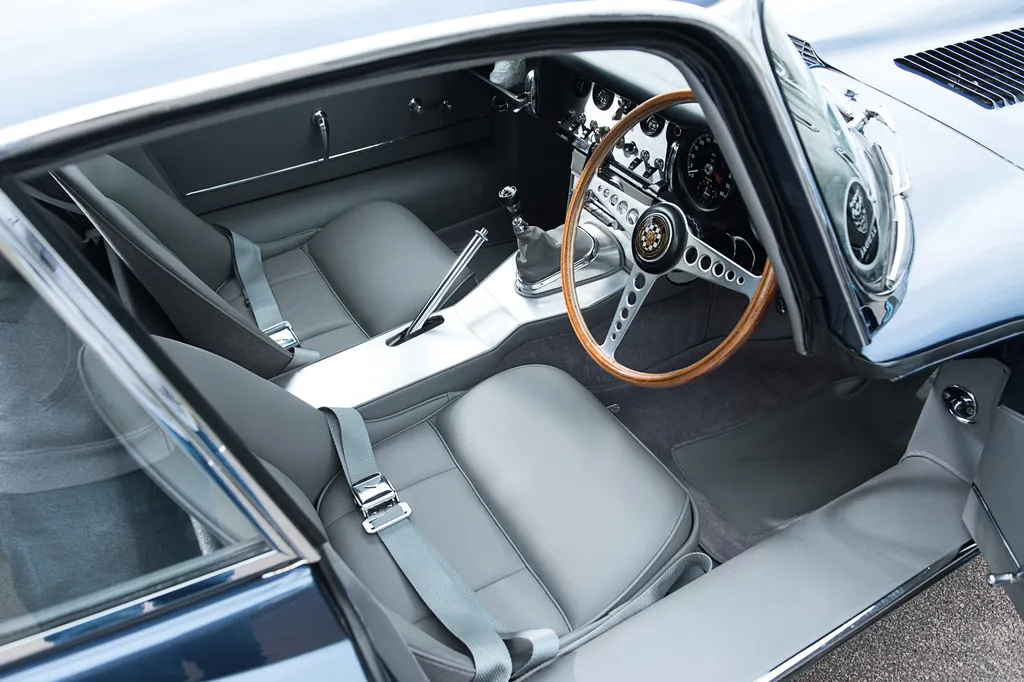Jaguar e type  owuljnyqj7097ubwdqepj