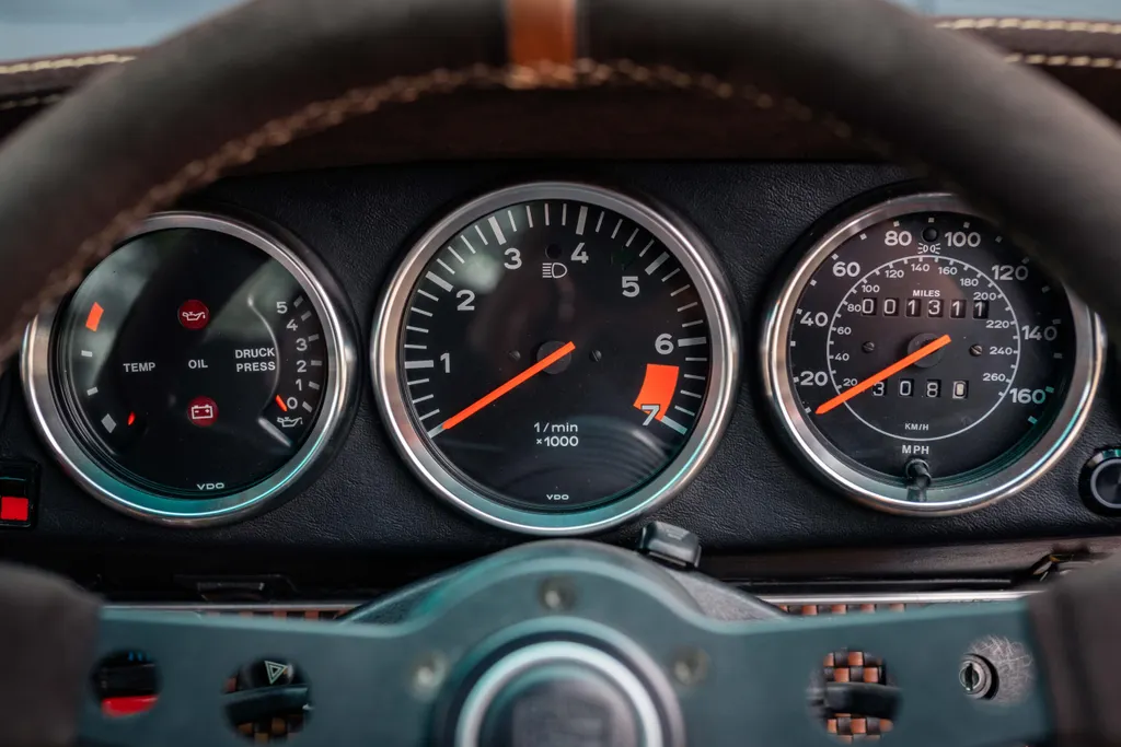 Porsche 911 ysokwdiuqpfhlel9coc9q