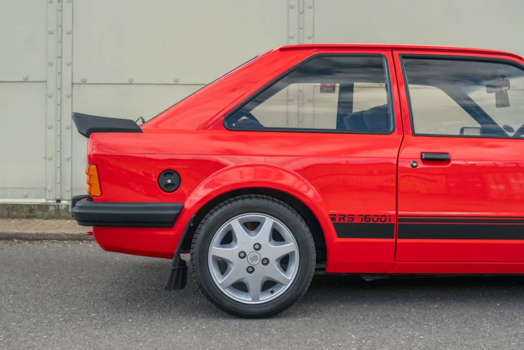 Ford escort ihjcgmldc62y489x28qm0
