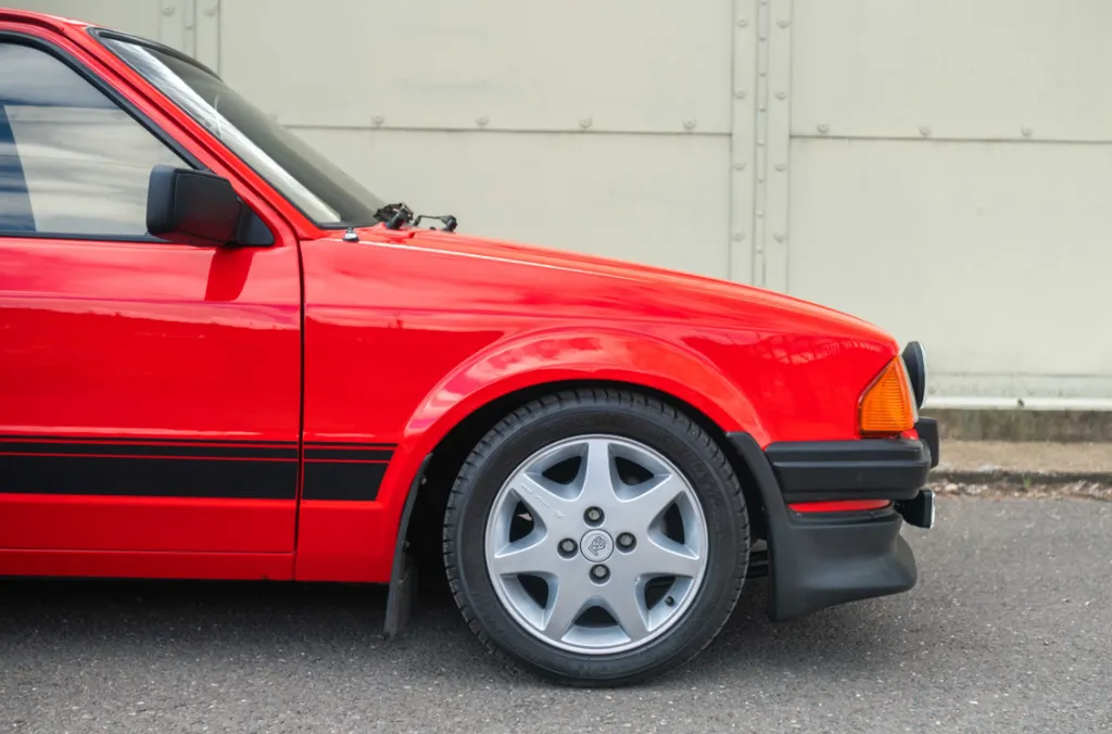 Ford escort xcxnyc61g0tf0yr 4zy 0