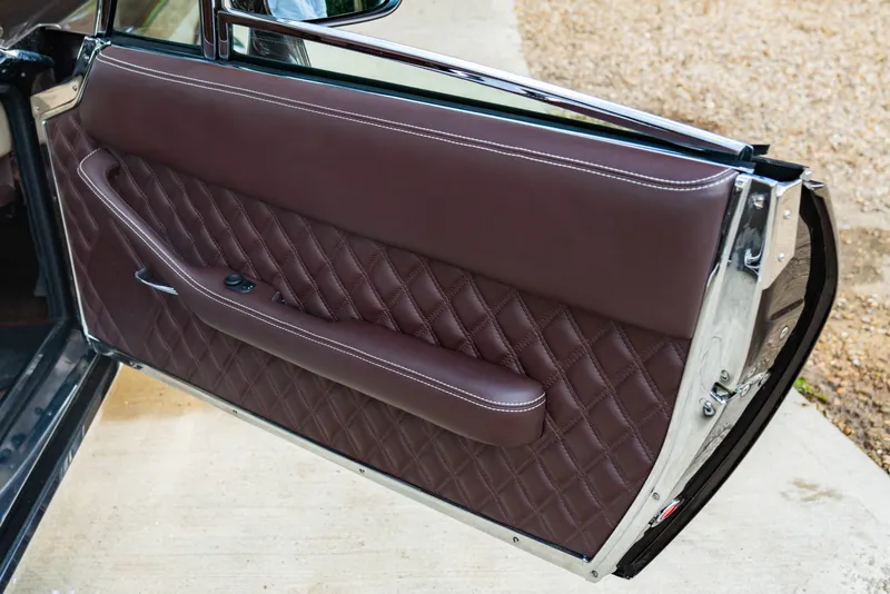 Jensen interceptor r 86kgbqus4uejzazcounxq