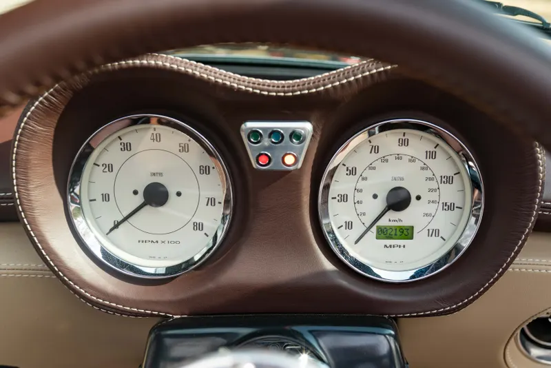 Jensen interceptor r nendmik9bz7iaj8q8kg9j
