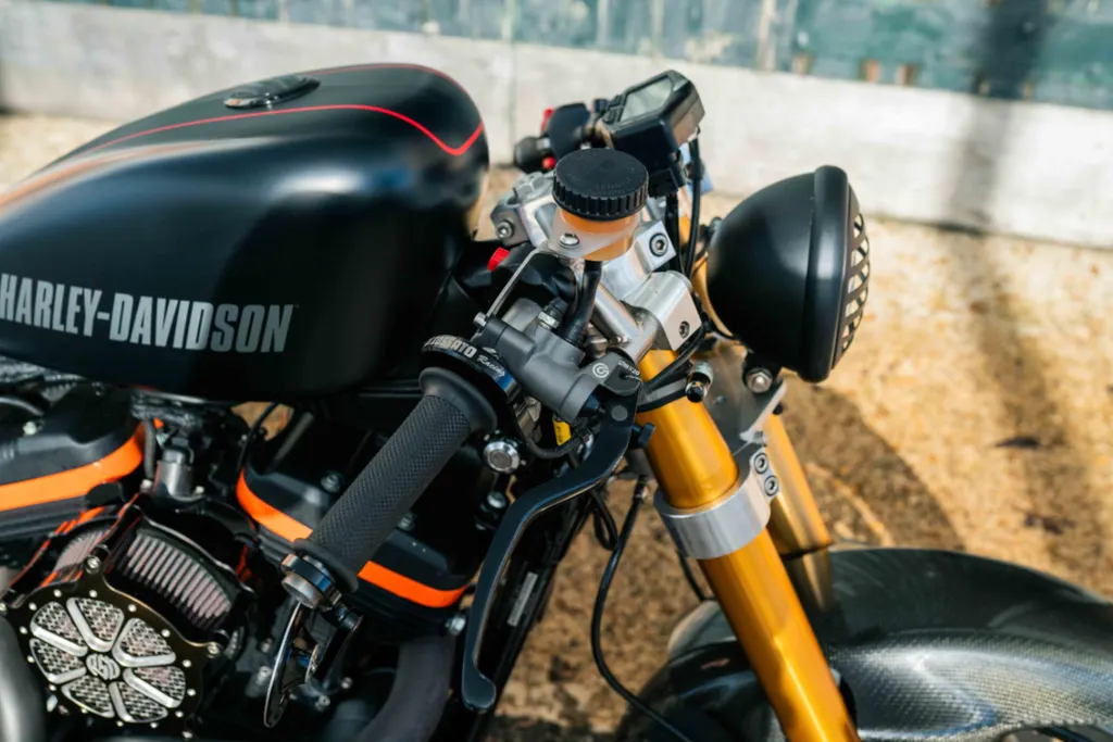 Harley davidson sportster binbtdm0qwxhc25undkx2