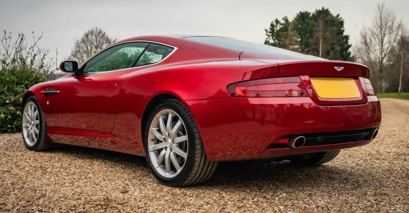 Aston martin db9 tmz20xagemq5ynd tv9mk