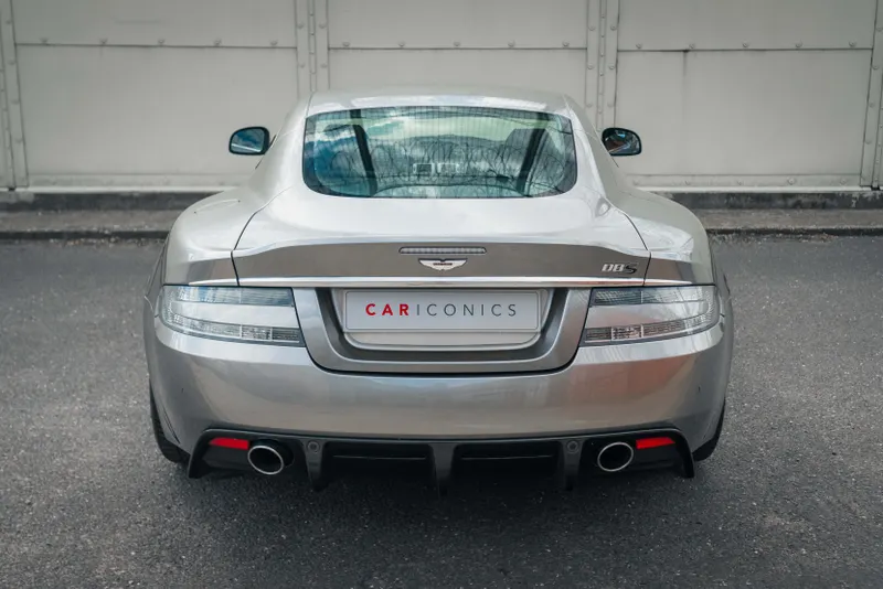 Aston martin dbs aiead7gvs ysb3szdx0fp
