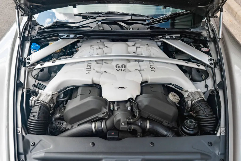 Aston martin dbs wr5q75nilzrwge19a3k0o
