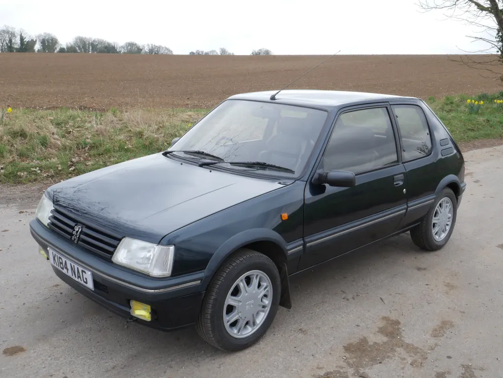 Peugeot 205 vkchaxz7sxnovdbzfge k