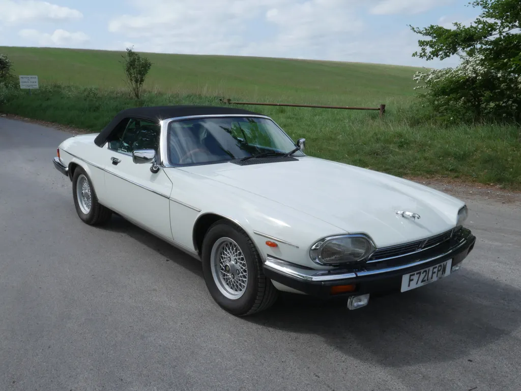 Jaguar xj s v12 convertible 2pwwtnawe3 j7y7ndzddp