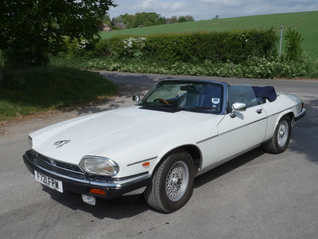 Jaguar xj s v12 convertible ehwfjke6xdl o75ppseu1