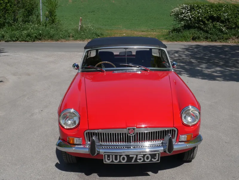 Mg b roadster gv0wua0mrec 069wnpu2l