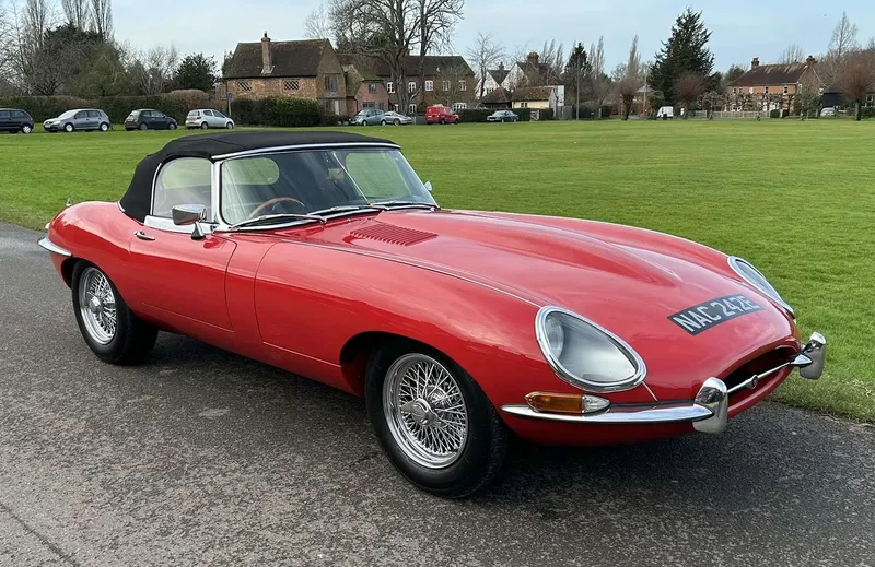 Jaguar e type cl3zbucxnqxn1t2i9hwpc