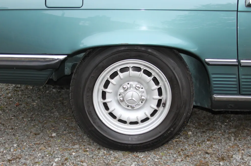 Mercedes benz 280 pyqdhaqdkrchm52aqiihl