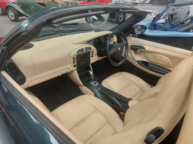 Porsche boxster yhnhdyjy7n8frvlm0fbhz