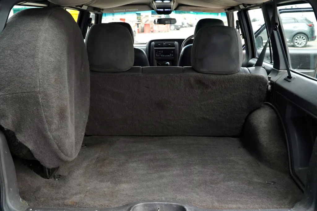 Jeep cherokee ivgzewfoaqtw26minkkeh