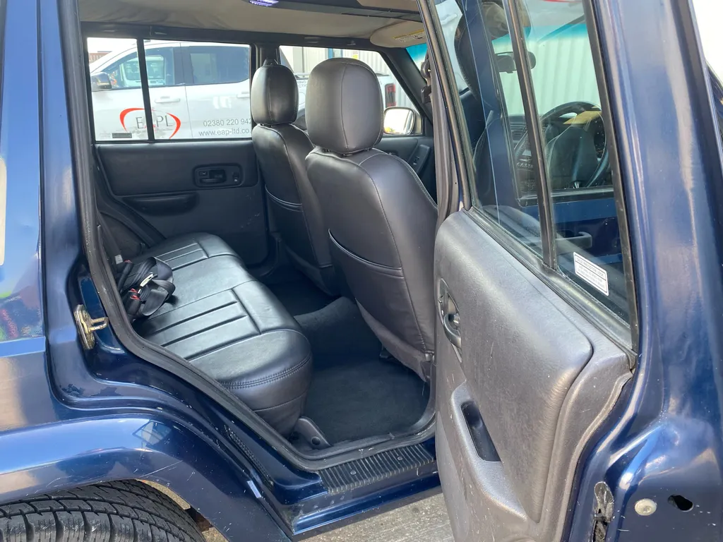 Jeep cherokee gkif76mufi0 4gaifovdh