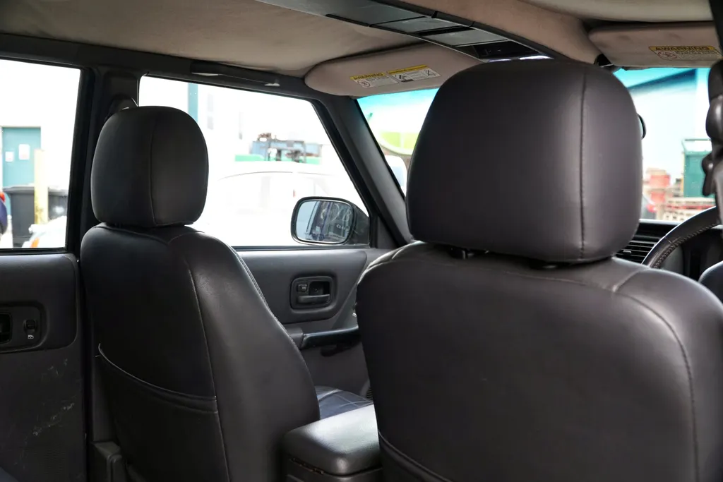 Jeep cherokee j5ripxhb0ab cqzseqr2a