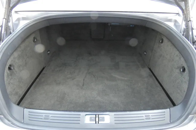 Bentley continental flying spur p7odh2sk31ecnzjcb8c q