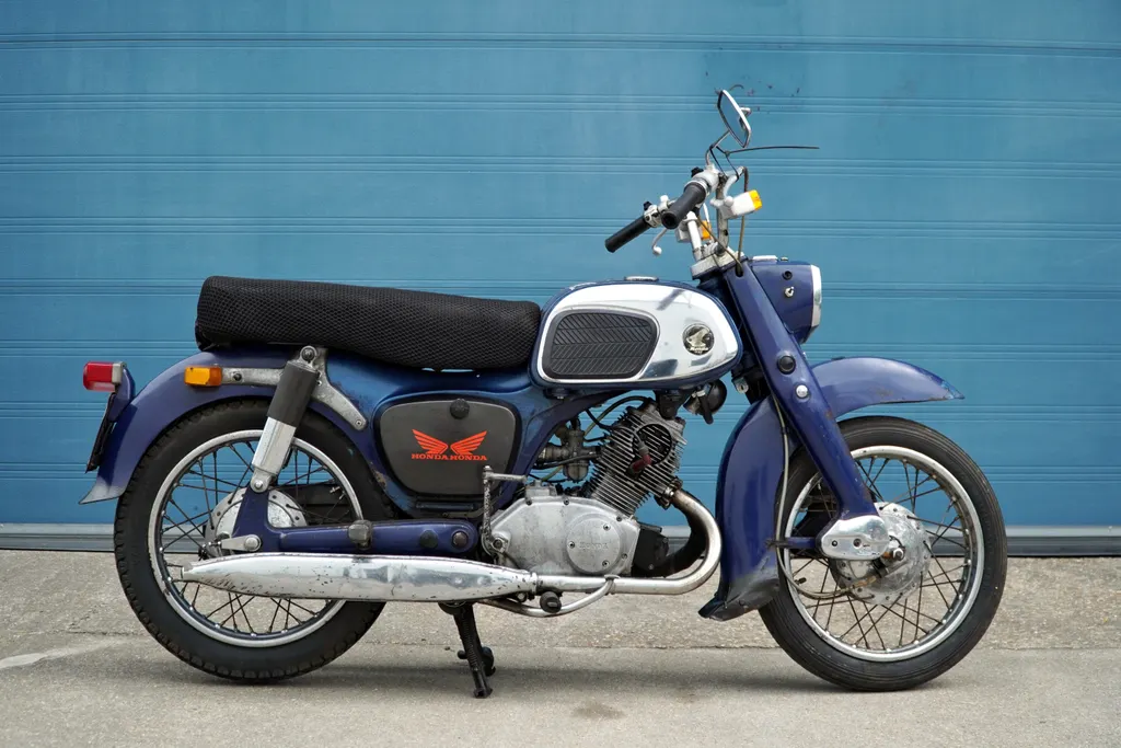 Honda c95 uhm c4gho6ddqli4lvulm