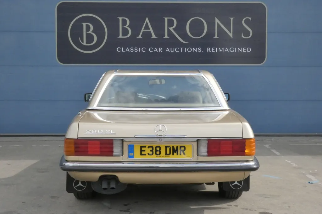 Mercedes 280sl  hw22k8lhu0s04c8weuxz