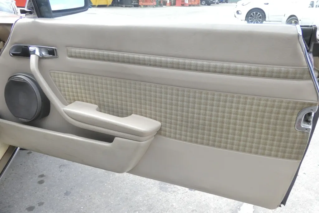 Mercedes 280sl iiaaget8zvtxousm06lu0