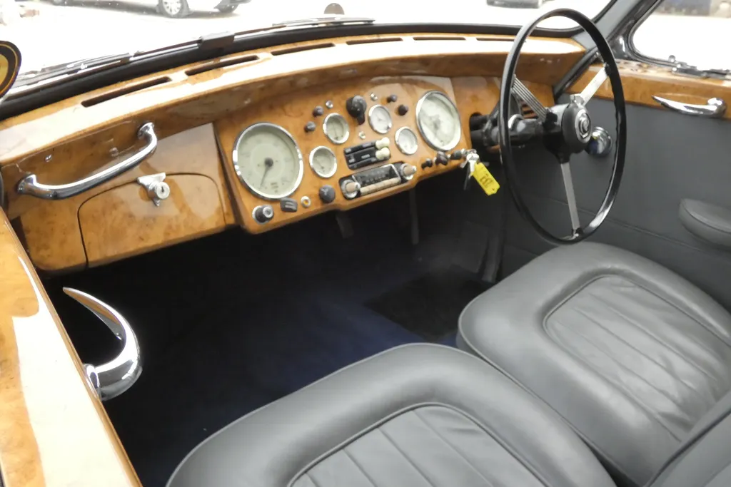 Daimler hooper empress injv7cz 8x fl7frc9fwb