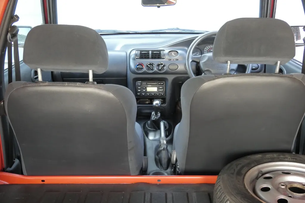 Ford escort js3mpssqzogrjkiq8fanw