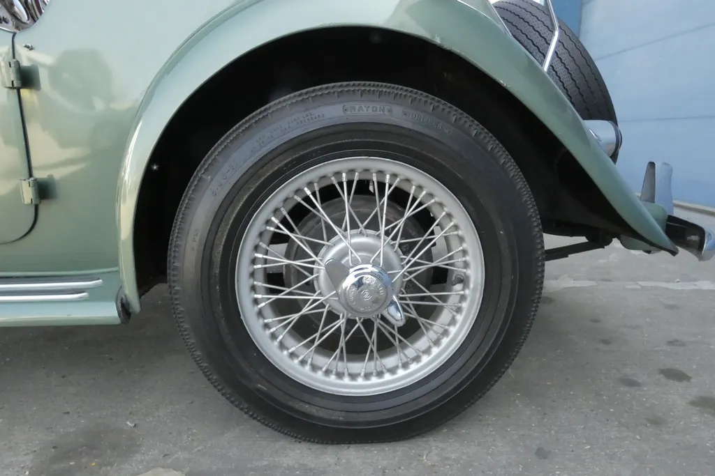 Mg td kg5brs7wlyc00tank7pli