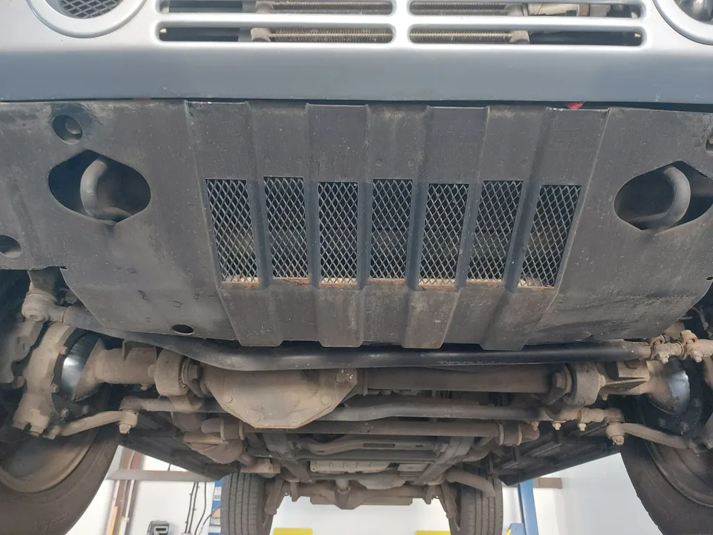 Mercedes benz g class bo x4i8qyzoums3pr2mp1