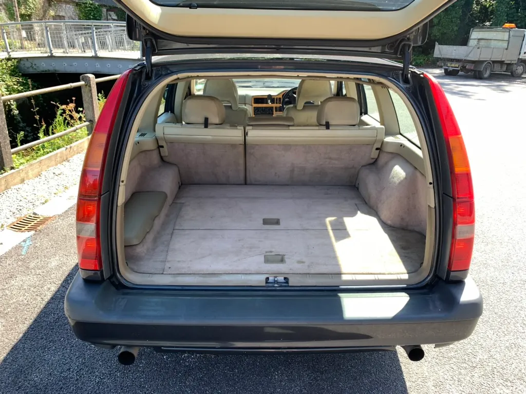 Volvo 850 7pahhncqixs8i8y nufj6