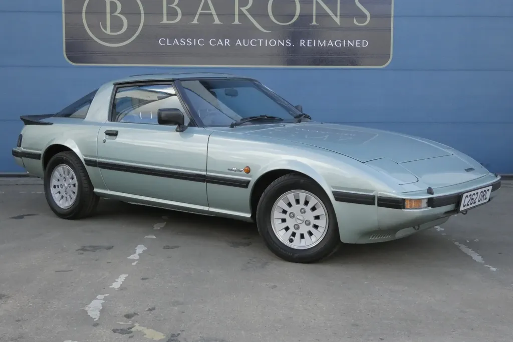 Mazda rx 7 xhngawgclksa1unwkwvfn