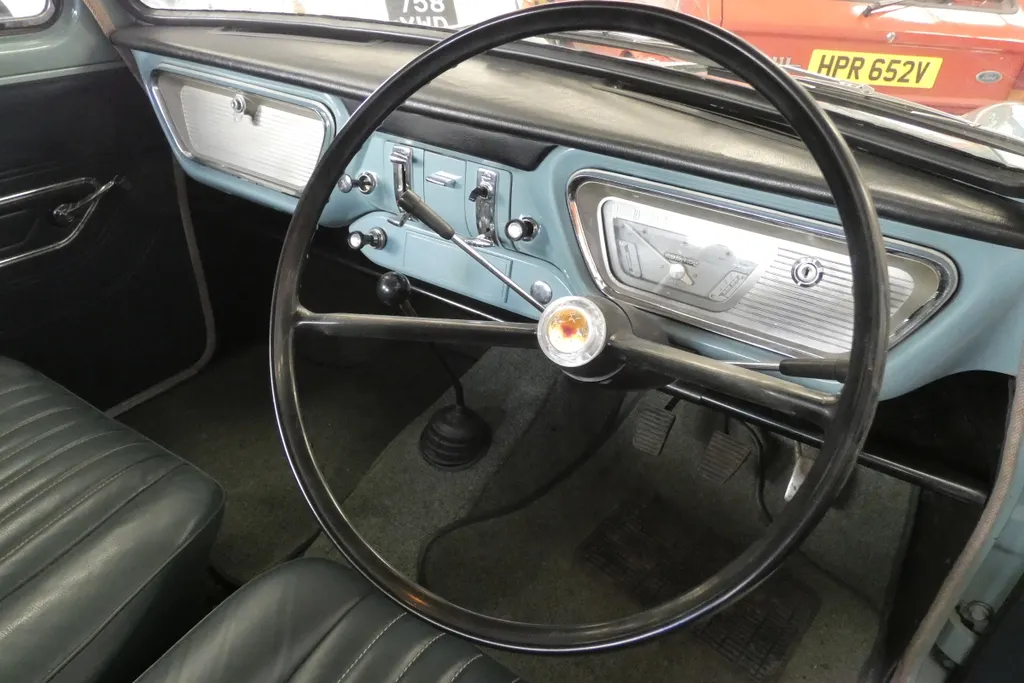 Ford anglia 8mbhcbn2rbpa4uxah5qnc