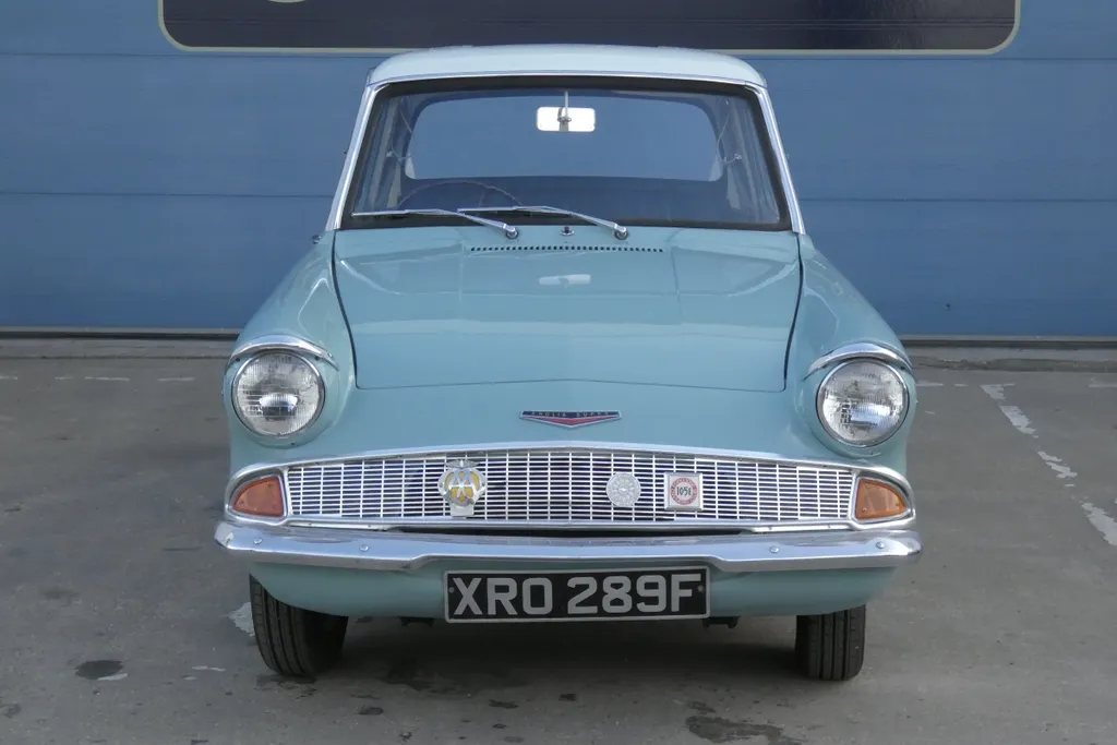 Ford anglia tg 2jlnx or dzszrcm1y