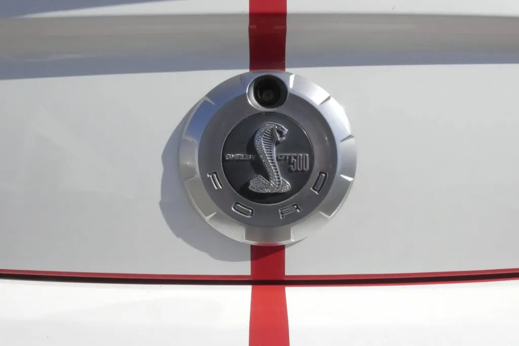 Ford mustang shelby gt500 coupe dv3p6ermwzsxnoggllshf