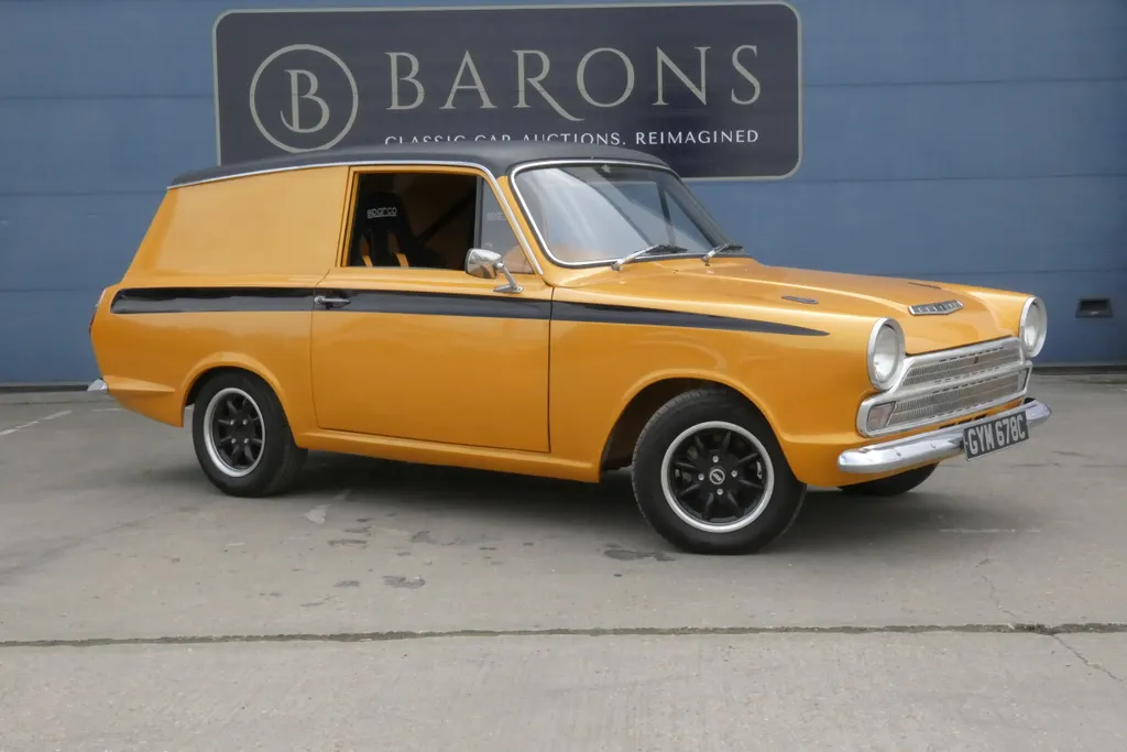 Ford cortina de luxe wmmhtzfc55mod ixaf04y