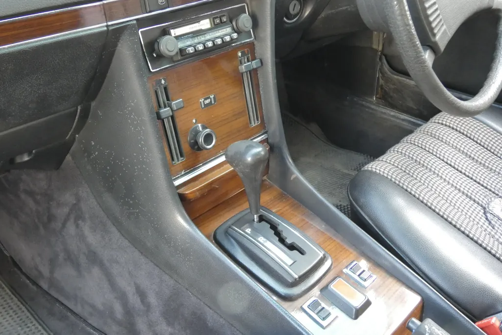 Mercedes 350sl 9nycdj3fgwivs2j2x6vyt