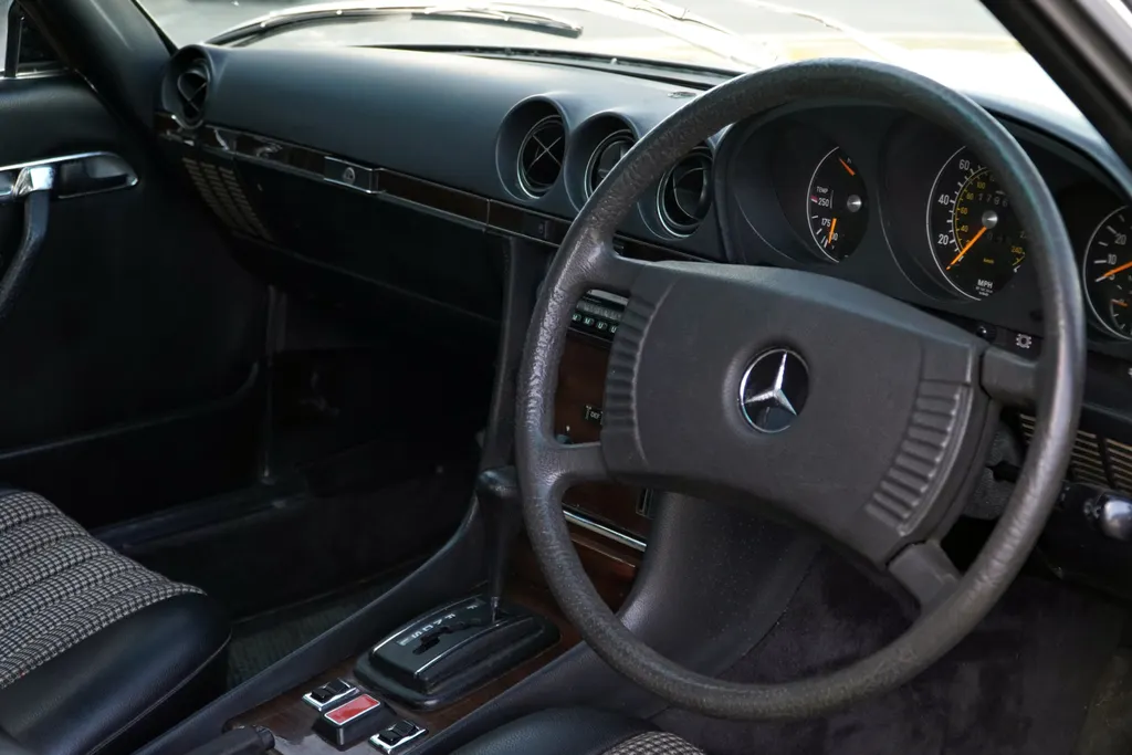 Mercedes 350sl mwrtvpjlqulrexxjka5 p