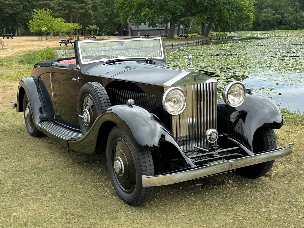 Rolls royce 2025 dt2gh2juei512o53zcvqi