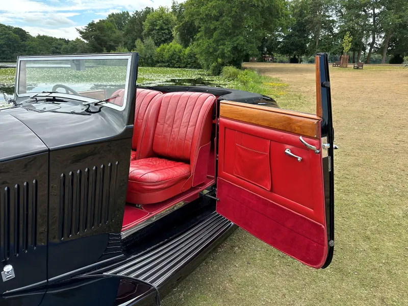 Rolls royce 2025  h3yqhg5l8bxv16uqnlvv