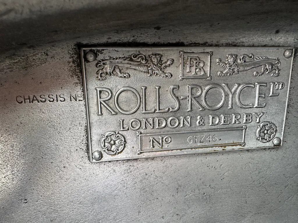 Rolls royce 2025 brqs7cpt4kremnij01luu