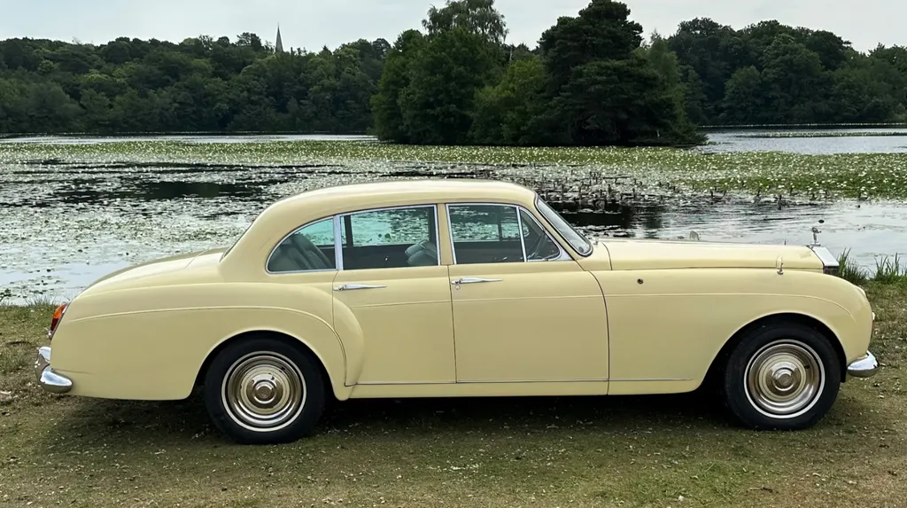 Rolls royce  silver cloud  tncv2wqoqyqn2jqagbzjo
