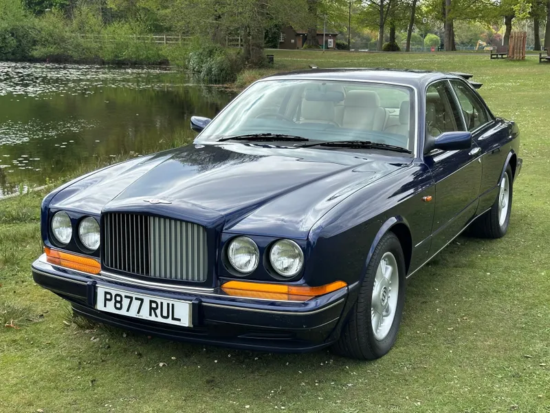 Bentley continental r blykx4f5gch0yafaalhmu