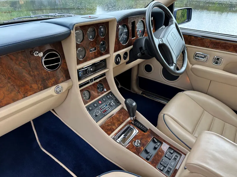 Bentley continental r u44rnagfsb82aajkokxzm