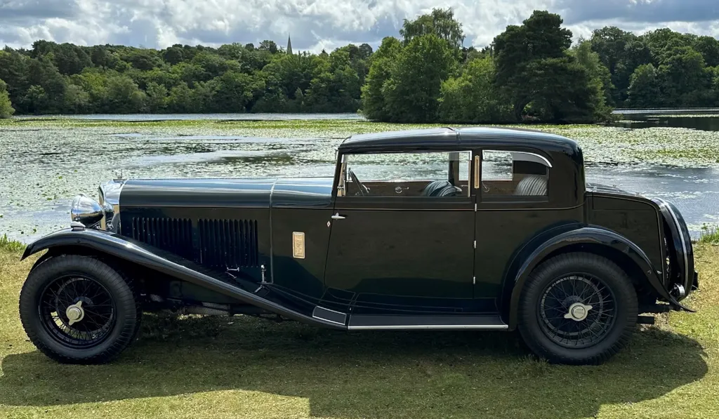 Bentley 8 4ujhnrkbsdw8fbgq dfhu