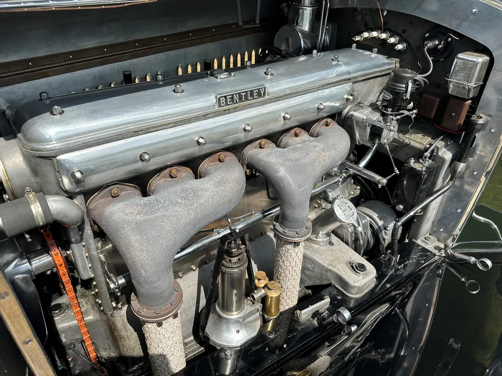 Bentley 8 litre js0euuewmblszv7tbgp a