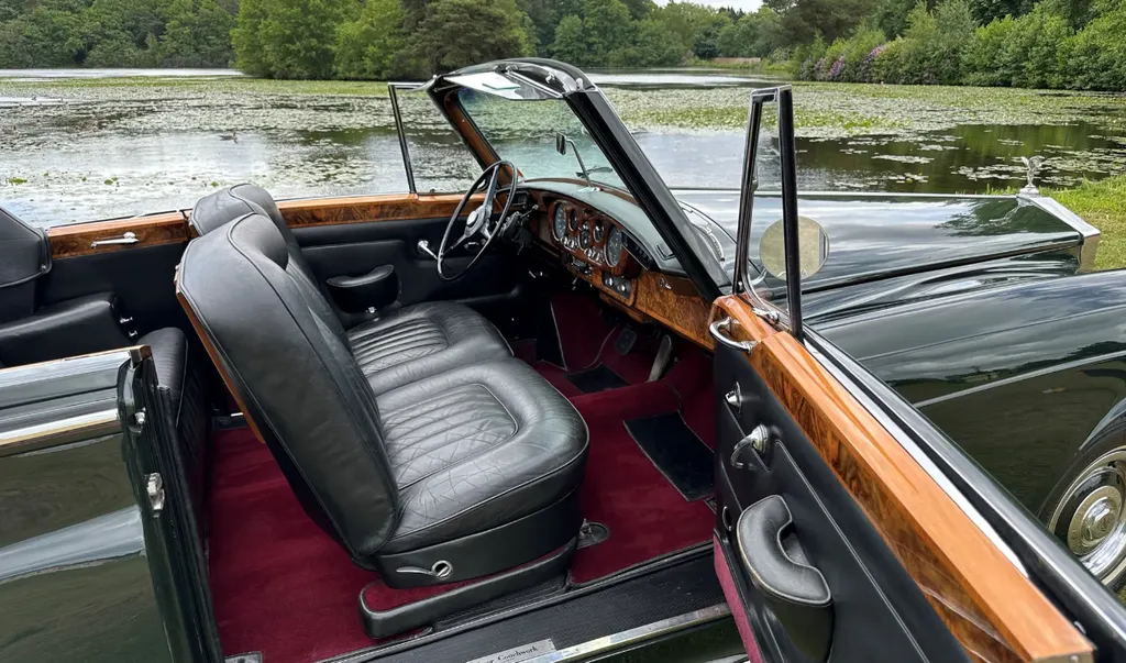 Rolls royce silver cloud db0 k7ij crde1e at8gu