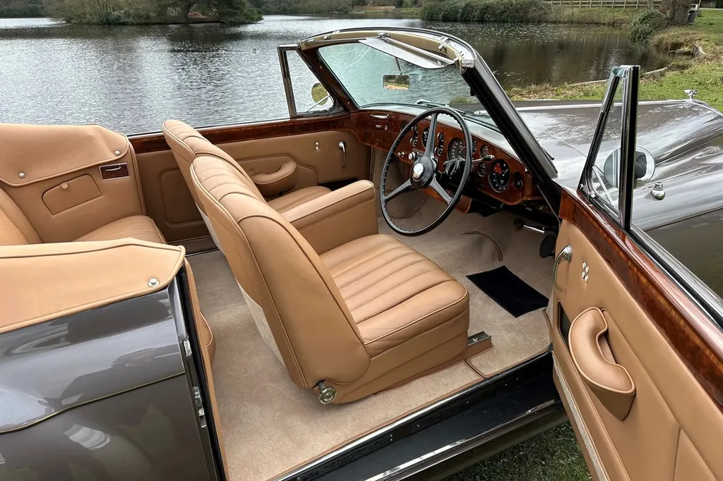 Bentley s1 wip7p8knktg 85ef9keem