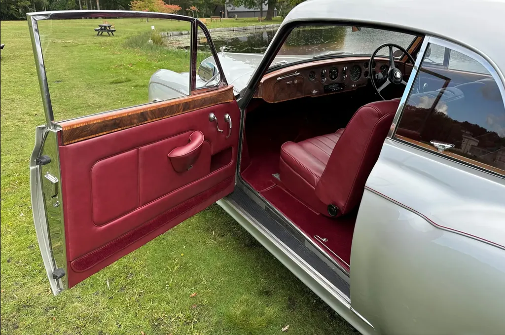 Bentley s1 3y5vc1krcc7iuzue1qgog