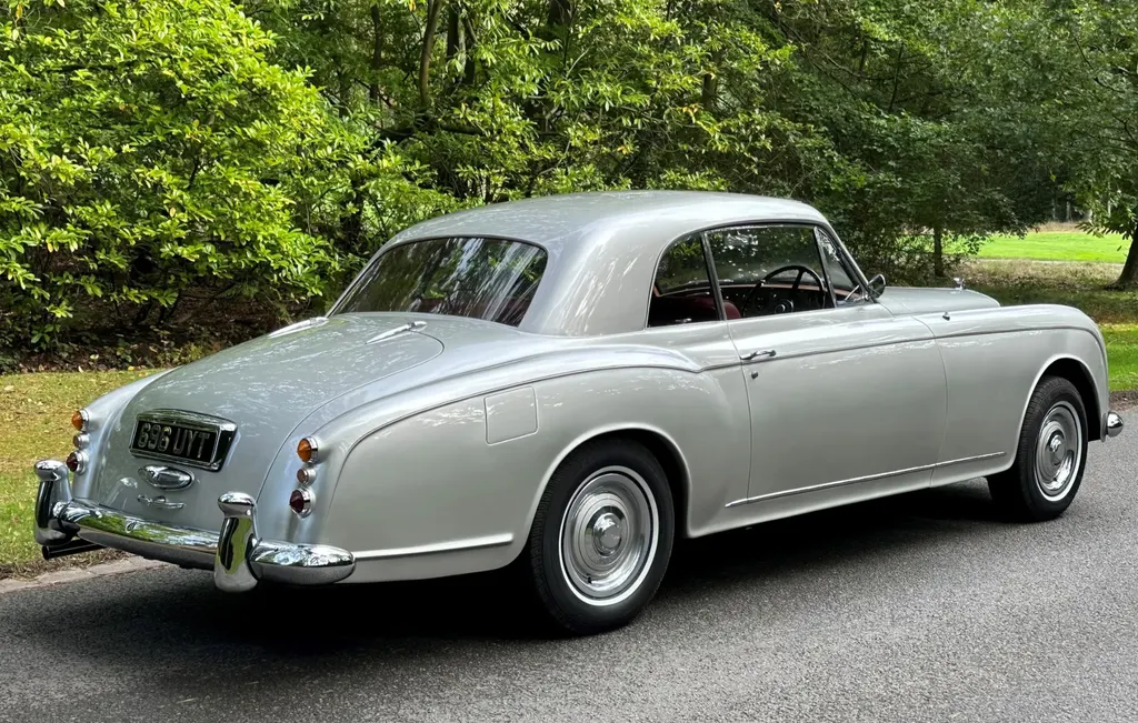 Bentley s1 hoxtsrpc2tmsyifetaeby